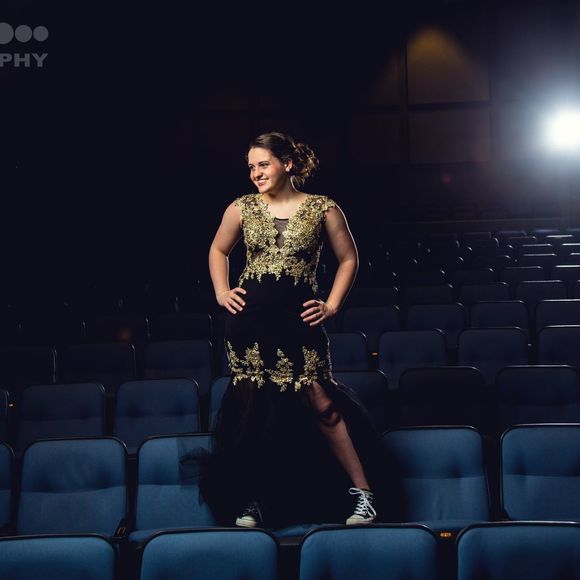 Meet your Posher, Richelle - Picture 1 of 1